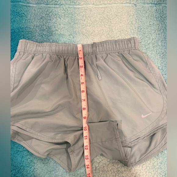 🔥Nike Women's Aqua Athletic Shorts🔥 - Picture 3 of 5